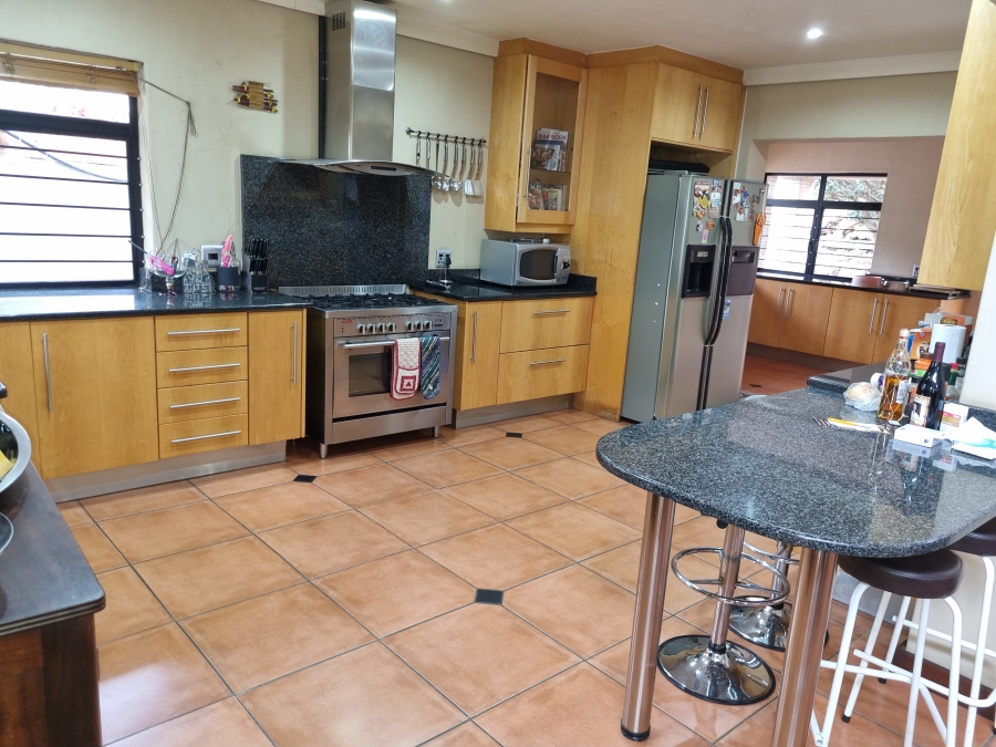 3 Bedroom Property for Sale in Safari Gardens North West